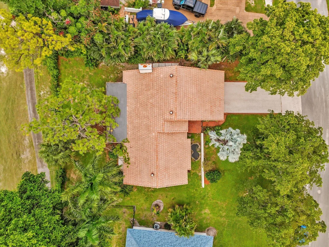 Photo of 3537 Lakeview Drive