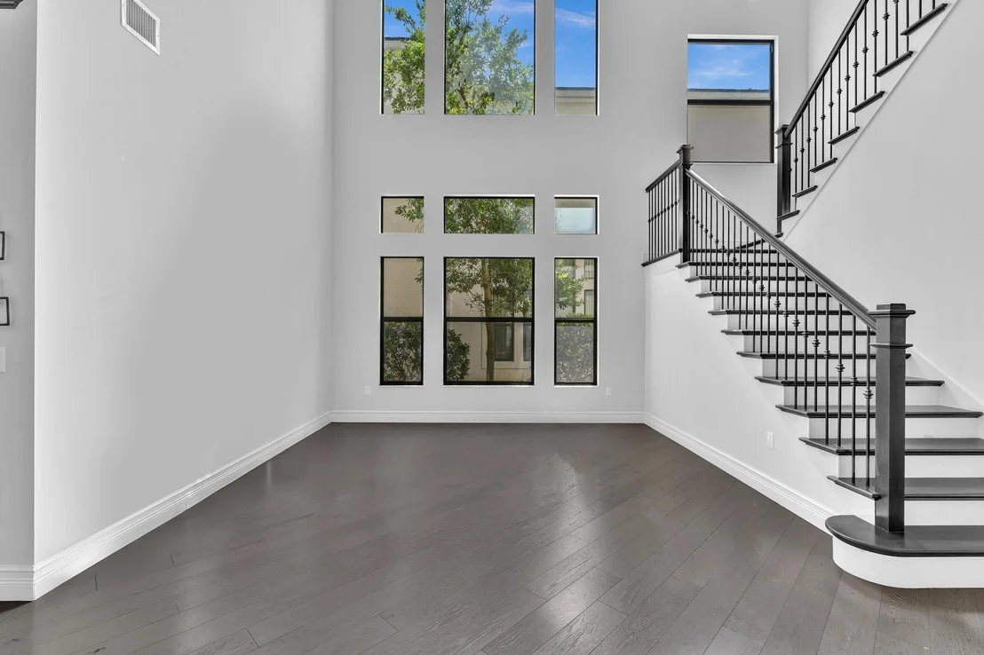 Photo of 16891 Pavilion Way