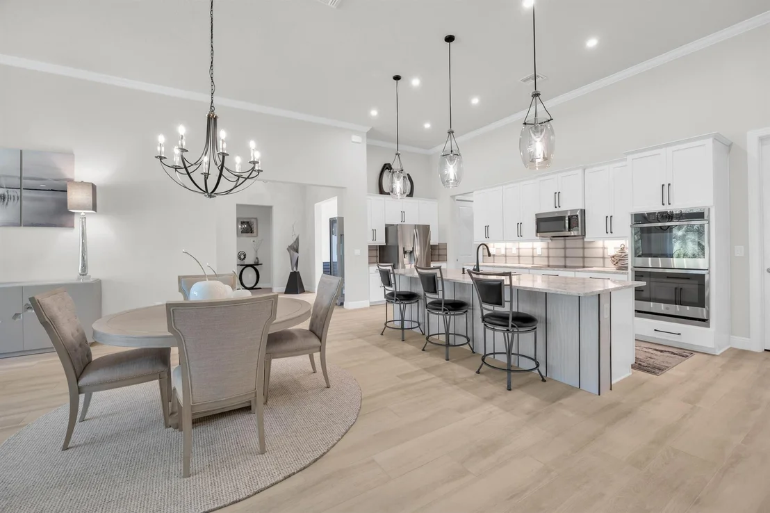 Photo of 718 SW Riverwatch Place