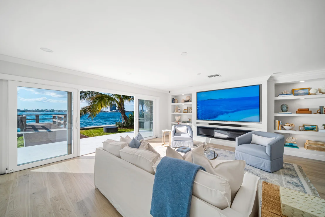 Photo of 1011 Singer Drive