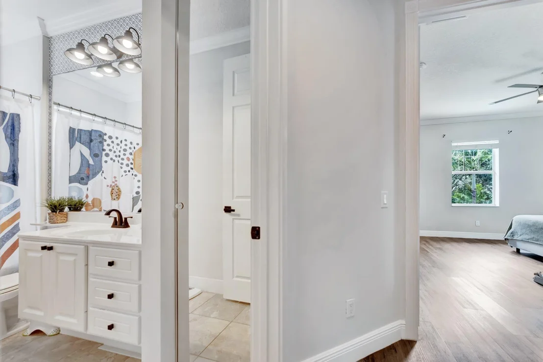 Photo of 2632 E Community Drive