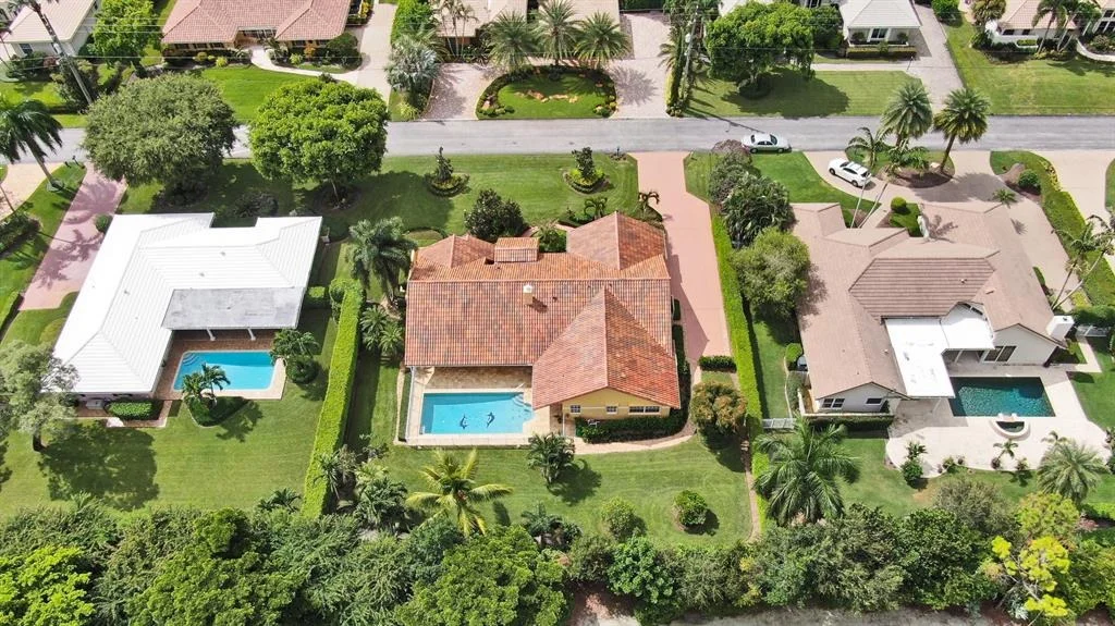 Photo of 4443 Pine Tree Drive