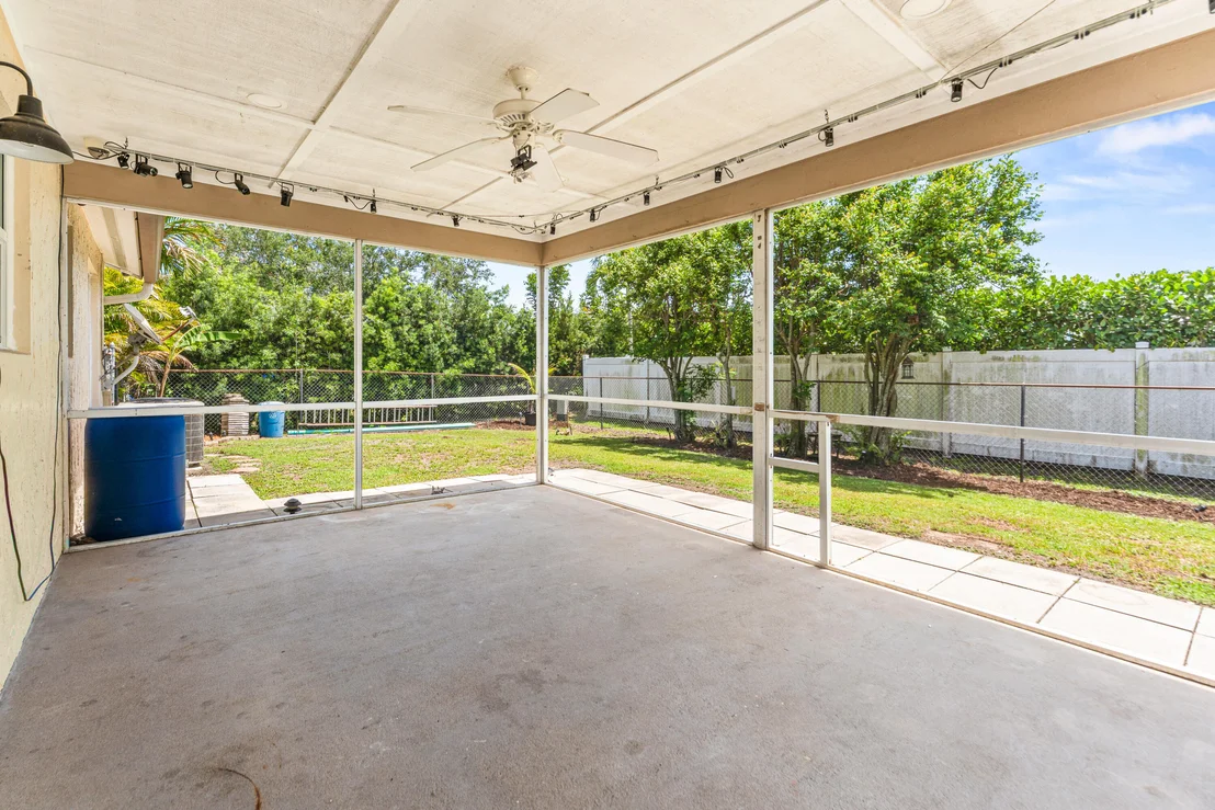 Photo of 105 Banyan Circle