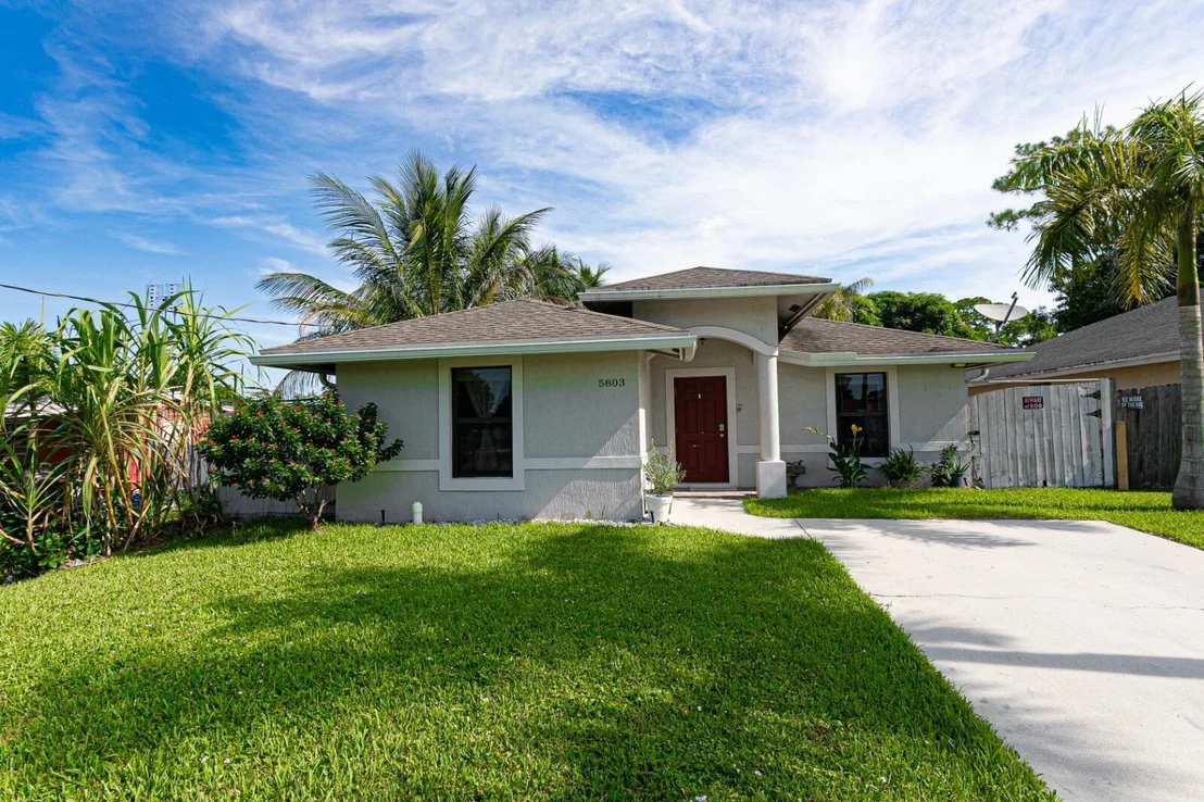 Photo of 5803 Lime Road