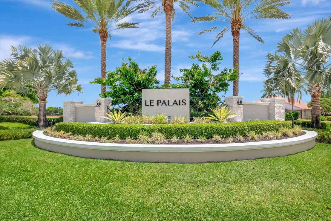 Photo of 8884 Spring Valley Drive