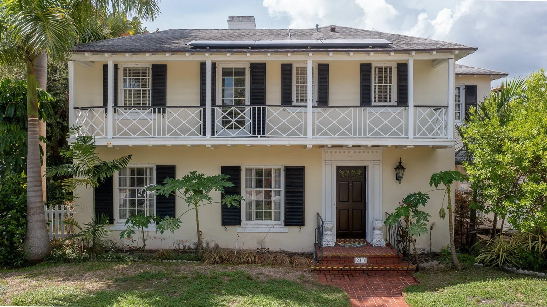 Photo of 210 BELMONTE Road