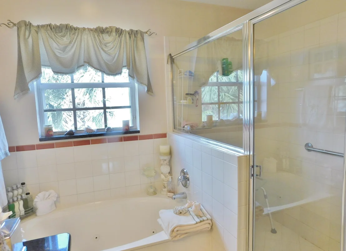 Photo of 5980 Azalea Cir