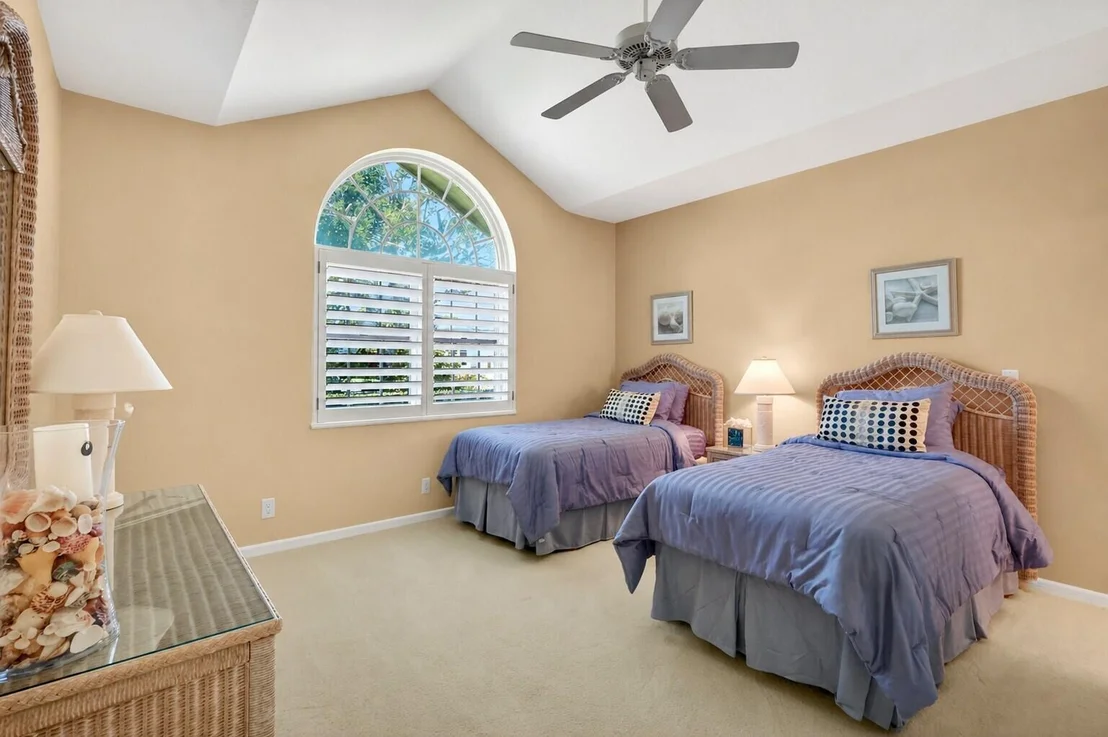 Photo of 6711 SE Barrington Drive