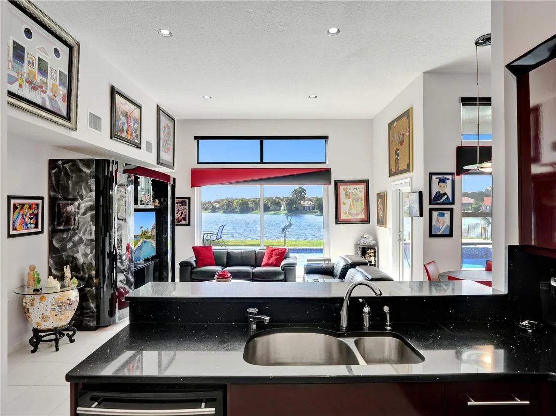 Photo of 10414 Bermuda Drive