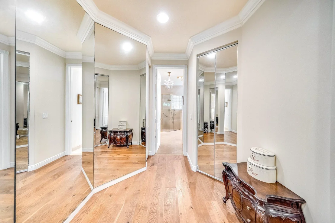 Photo of 7187 Veneto Drive