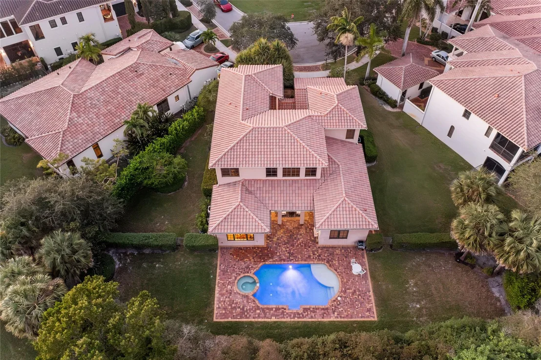 Photo of 8100 Emerald Avenue