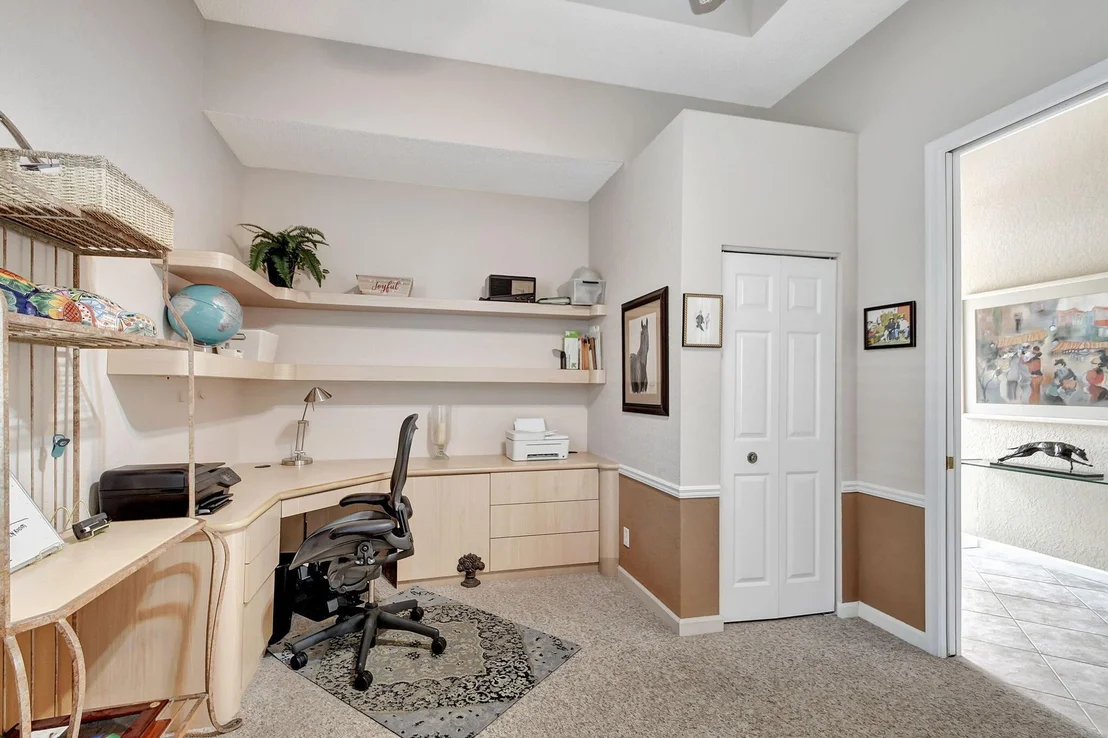 Photo of 4670 Hazleton Lane