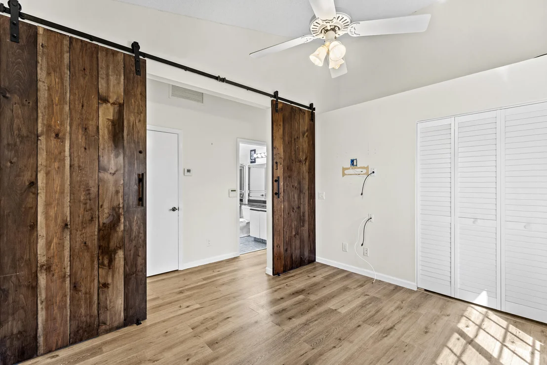 Photo of 8261 Waterline Drive