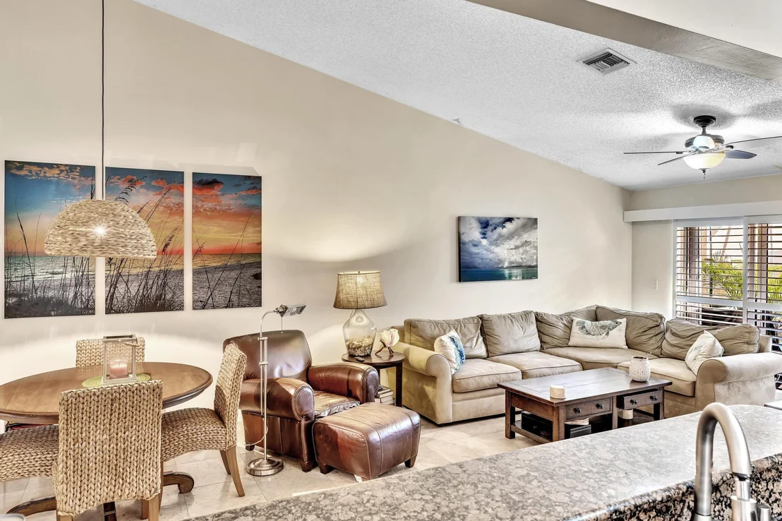 Photo of Unit 1213 at 1213 NW 51st Way
