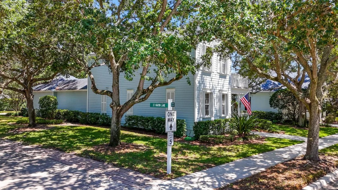Photo of 211 Barbados Drive