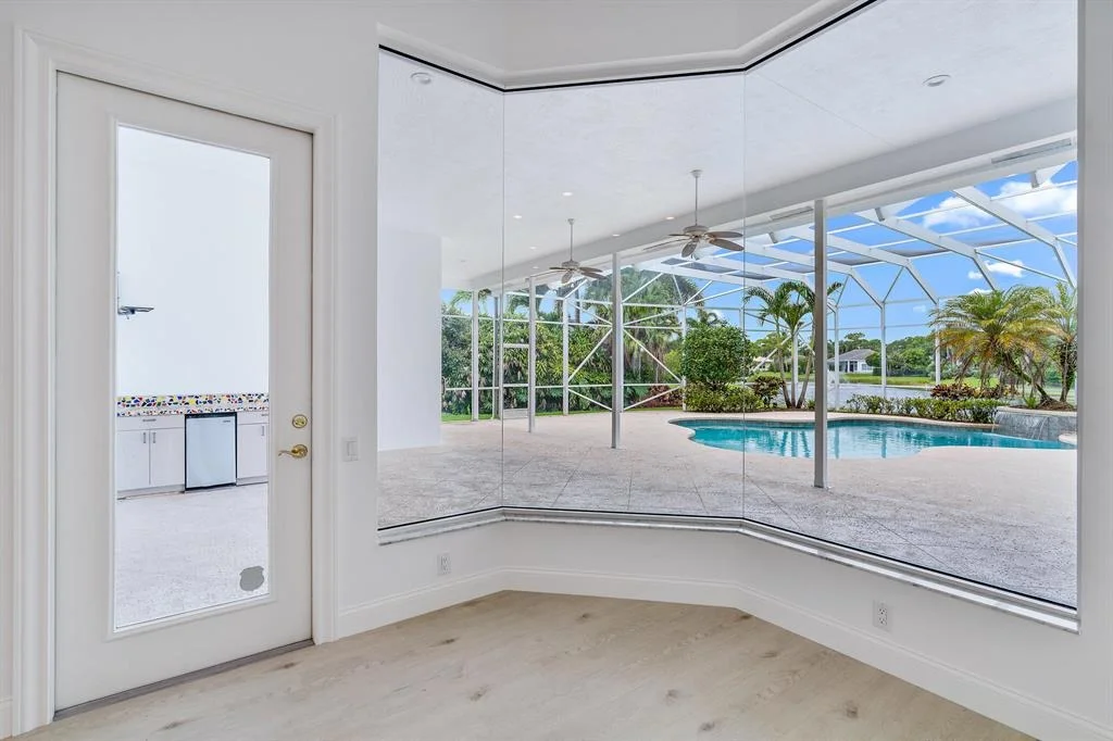 Photo of 18585 Lakeside Gardens Drive