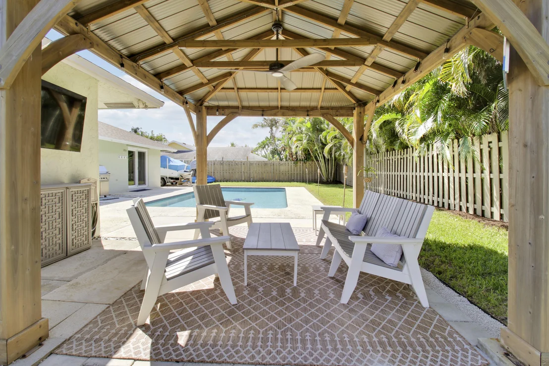 Photo of 19823 Hibiscus Drive