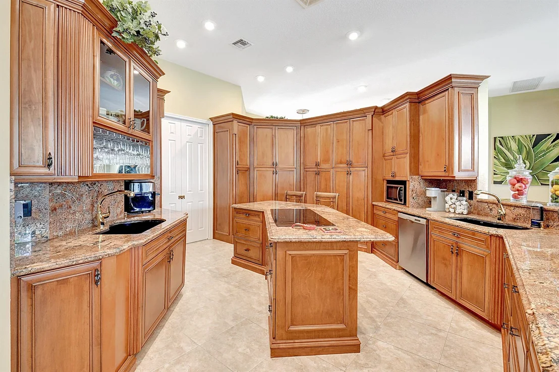 Photo of 5317 Brooklawn Terrace
