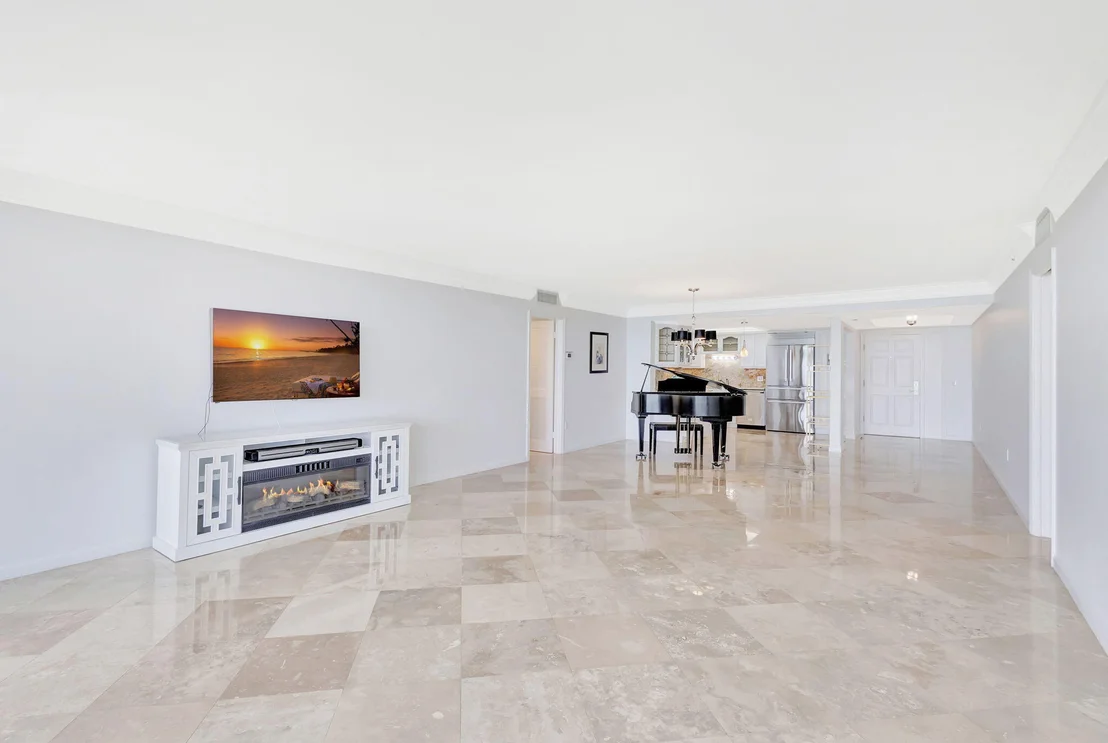 Photo of Unit 103 at 400 Beach Road