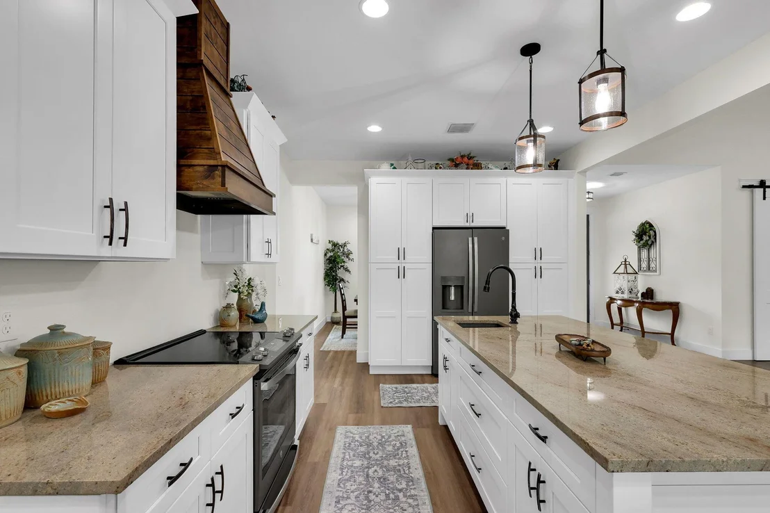 Photo of 10610 Pine Needle Drive