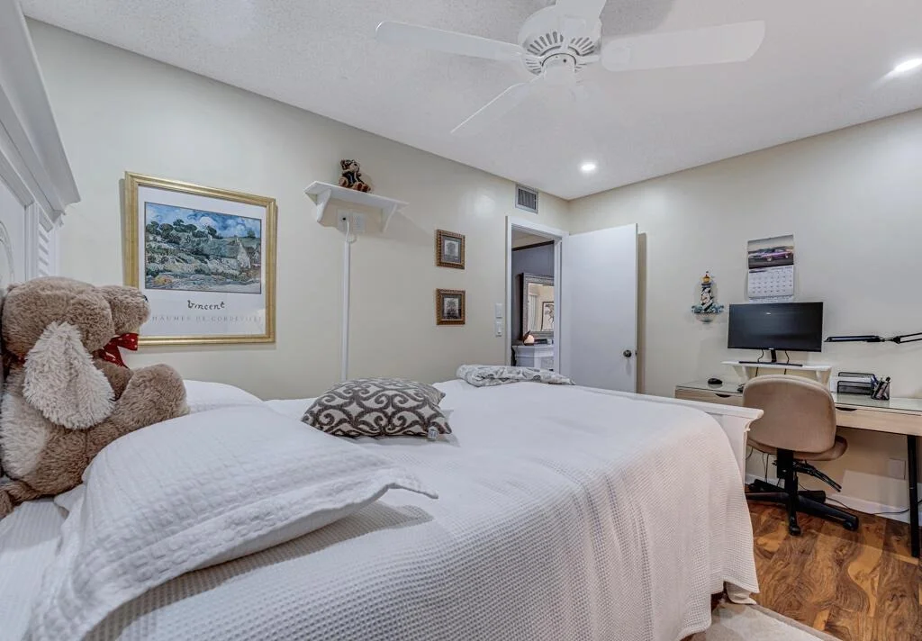 Photo of Unit C2 at 202 Pine Hov C2 Circle