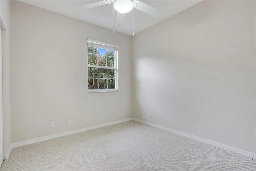 Photo of Unit H at 107 Lighthouse Circle