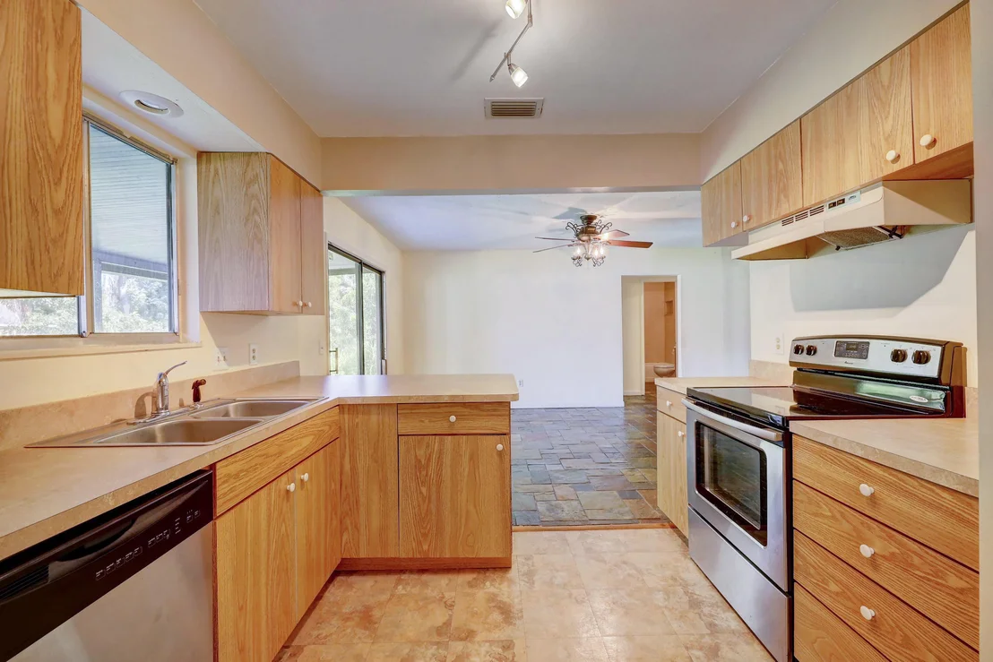 Photo of 6015 Spruce Drive
