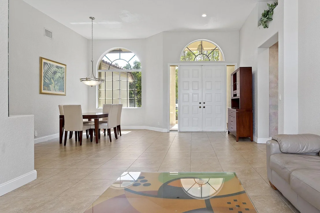 Photo of 875 Bayside Lane