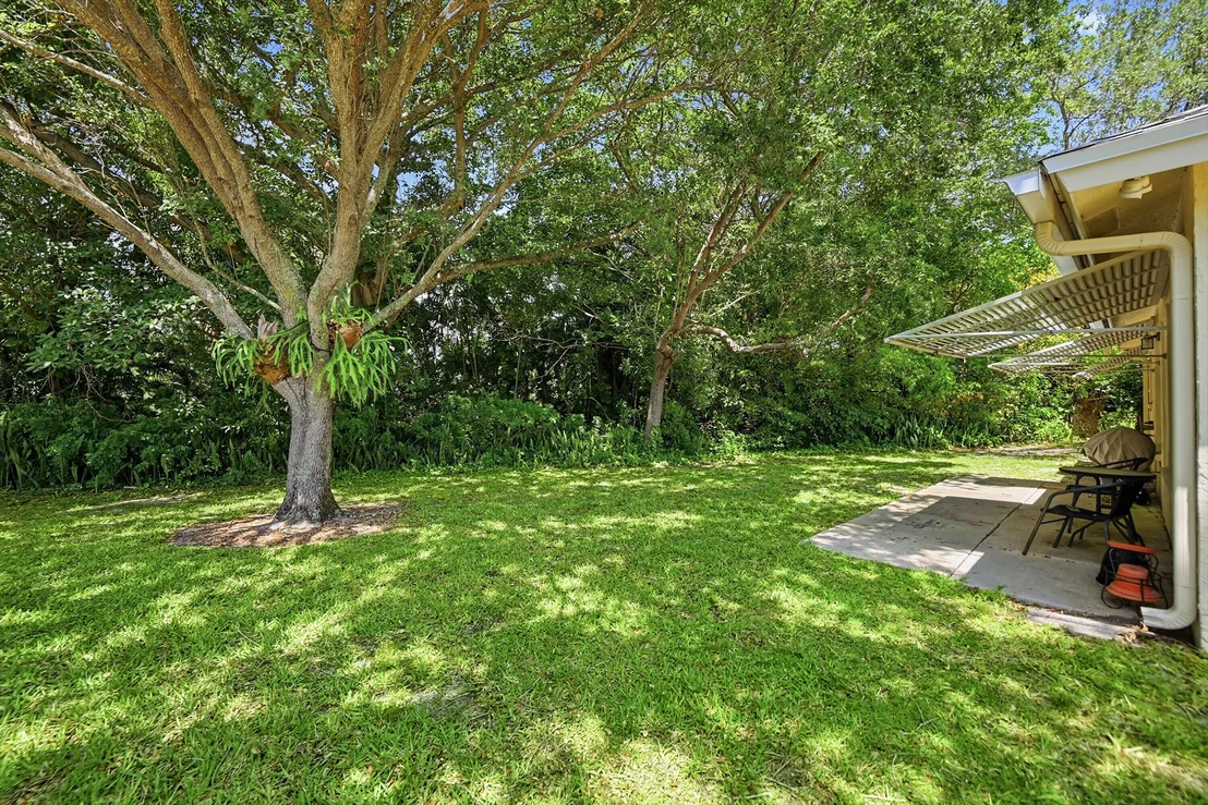 Photo of 321 Del Rio Boulevard
