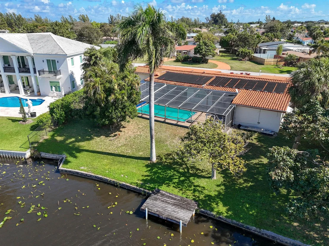 Photo of 7945 Pine Tree Lane