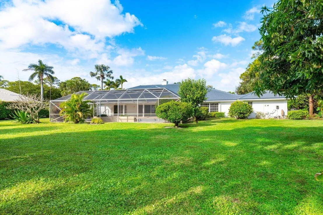 Photo of 650 Atlantis Estates Way