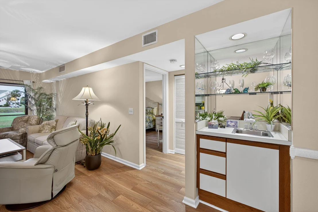 Photo of Unit F at 2041 Keystone Drive