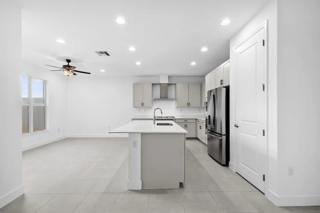 Photo of 1403 Thistle Place