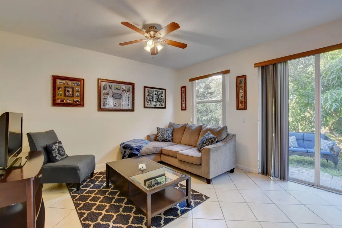 Photo of 1243 Rose Gate Boulevard