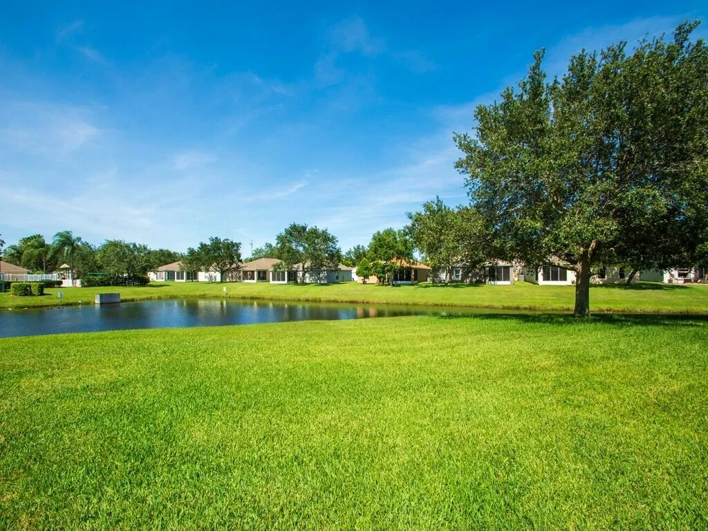 Photo of 1380 11th Lane