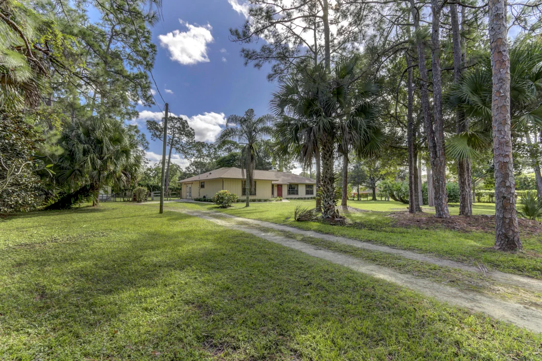 Photo of 16674 122nd Drive N