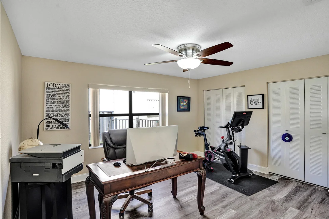 Photo of 9255 Sun Pointe Drive