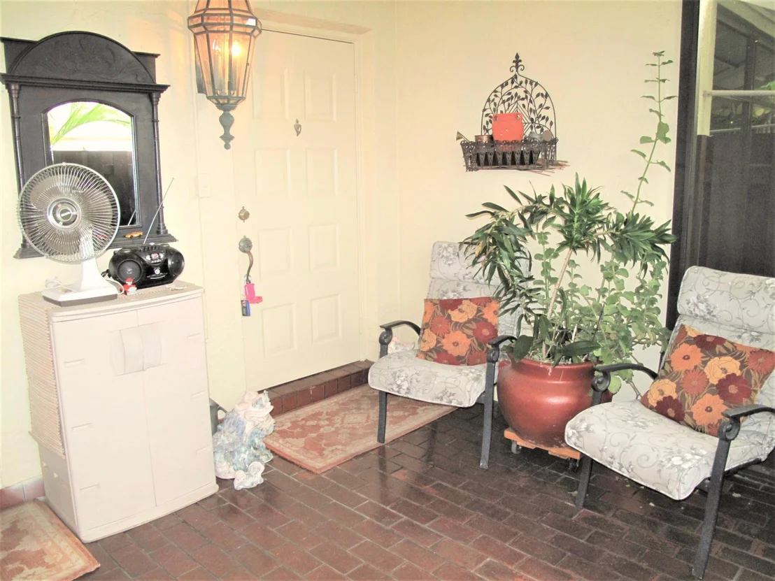 Photo of Unit D at 5031 NESTING Way