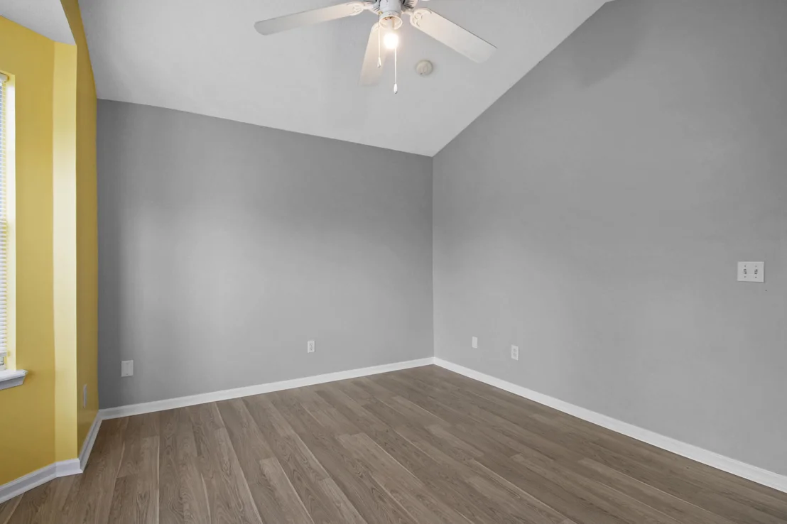 Photo of 948 Oak Arbor Circle