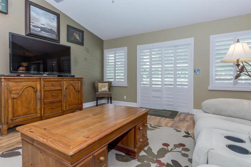 Photo of 17599 Alexander Run
