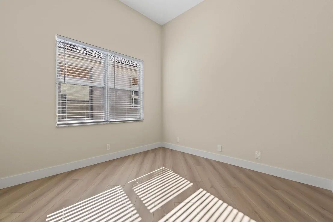 Photo of 1370 Beacon Circle