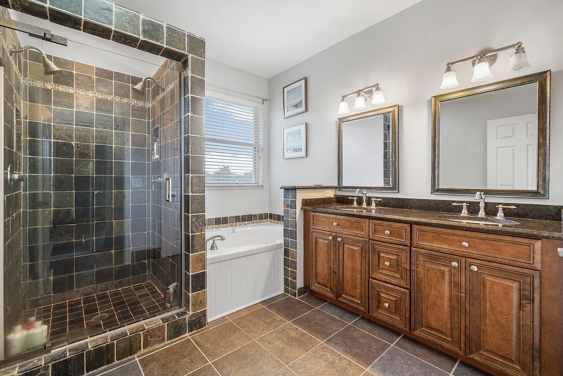 Photo of 7869 Manor Forest Lane