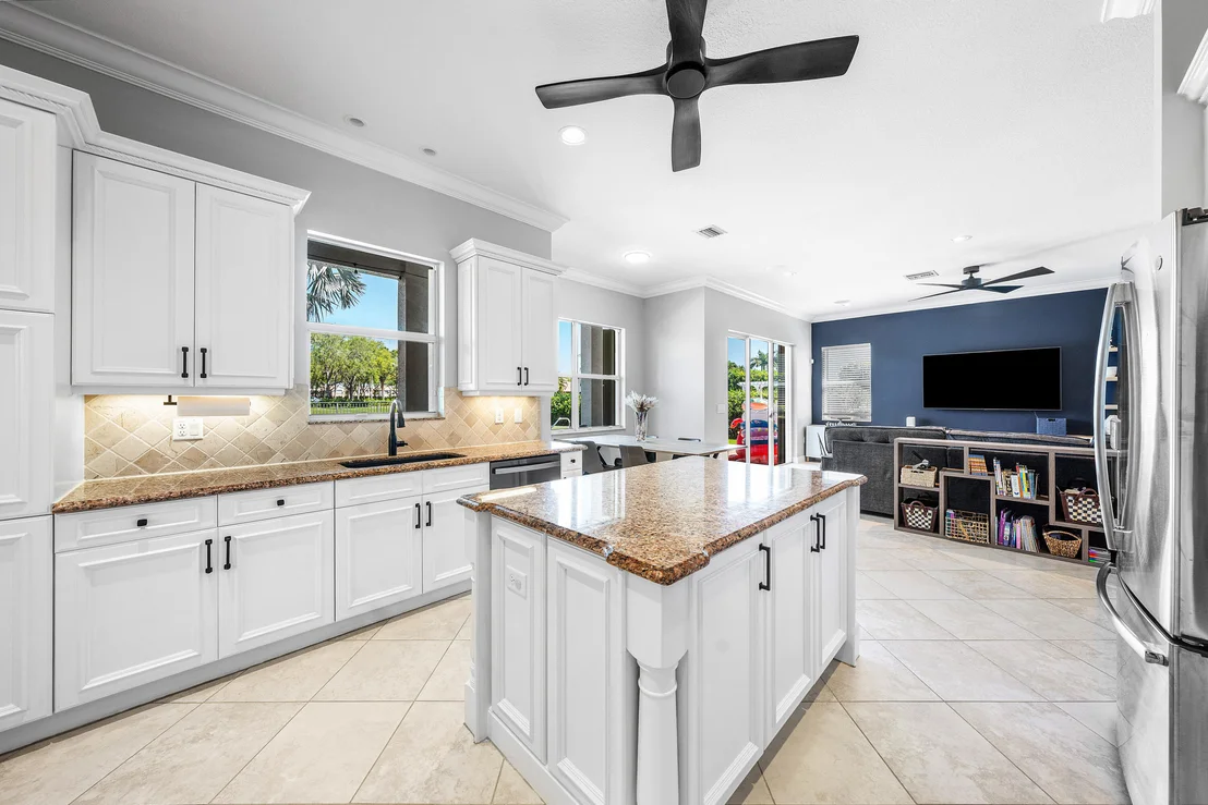 Photo of 8867 Starhaven Cove