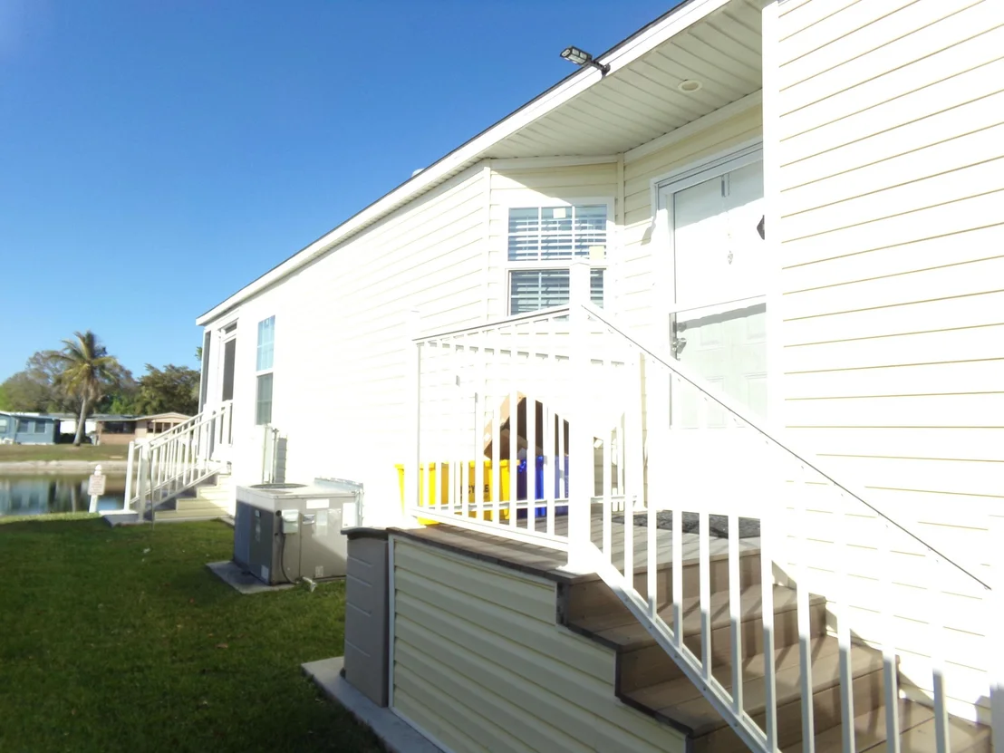 Photo of 147 Plantation Boulevard