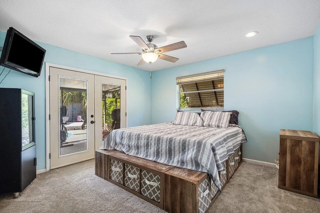 Photo of 7741 4th Terrace