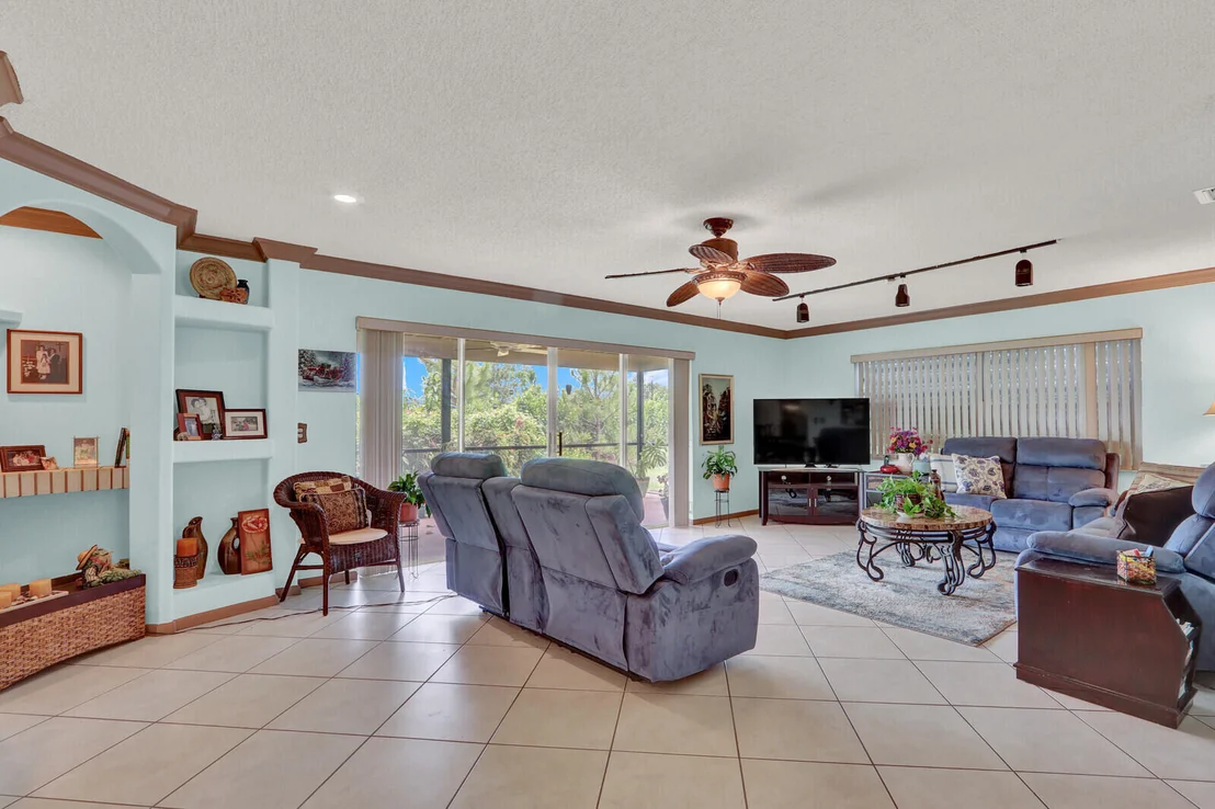 Photo of 7156 Pine Bluff Drive