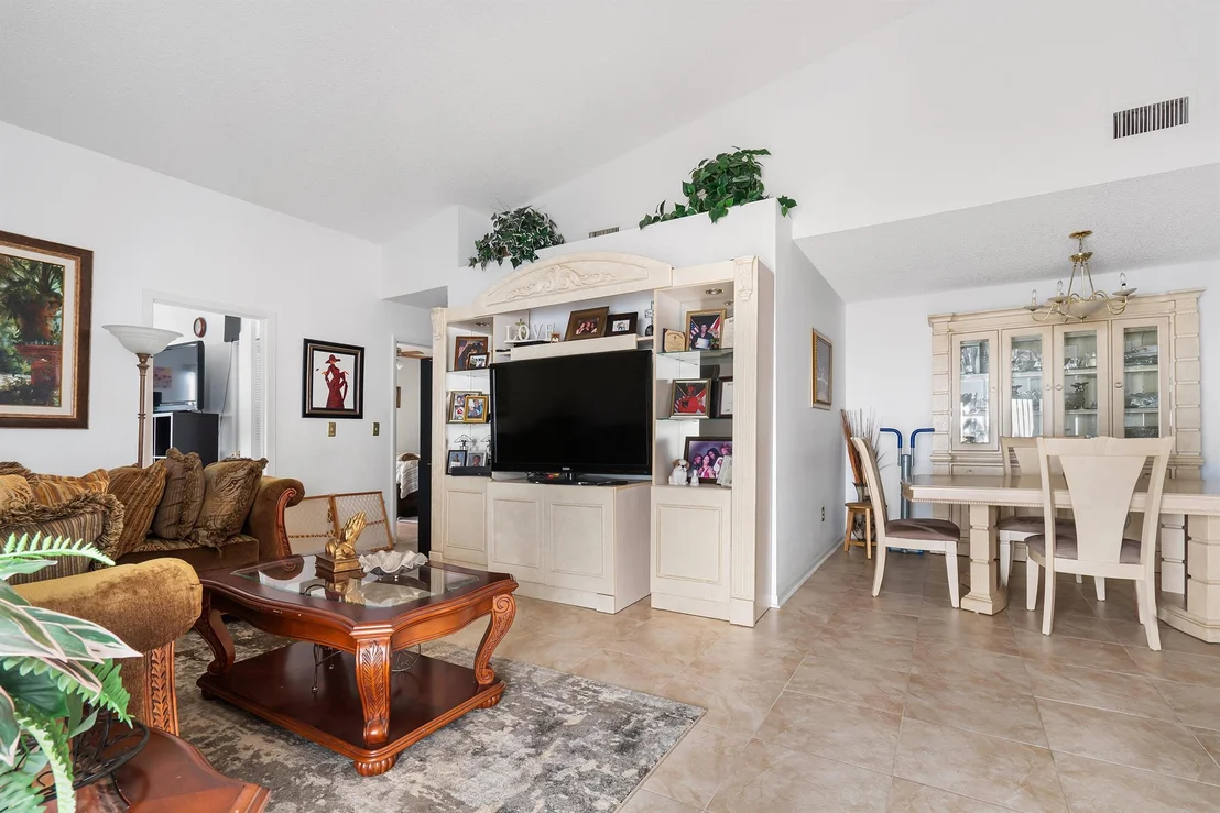 Photo of 12 Thurlow Drive