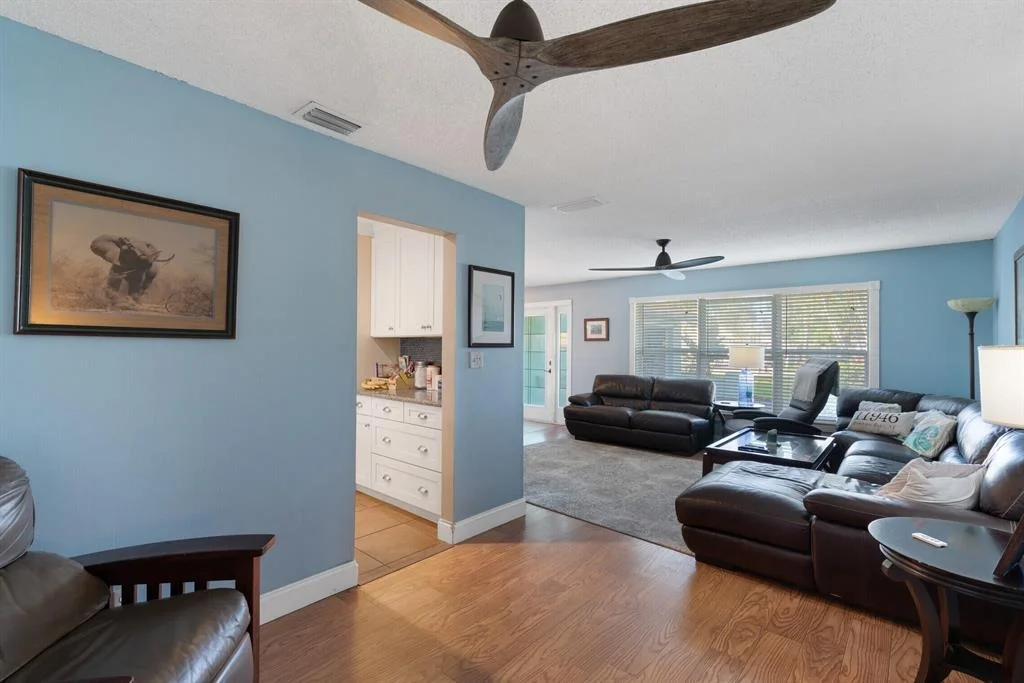 Photo of 262 Foresteria Drive