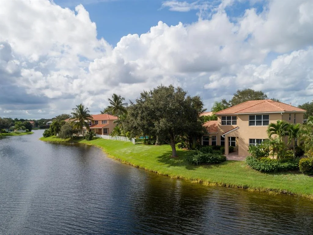 Photo of 247 Spoonbill Lane S
