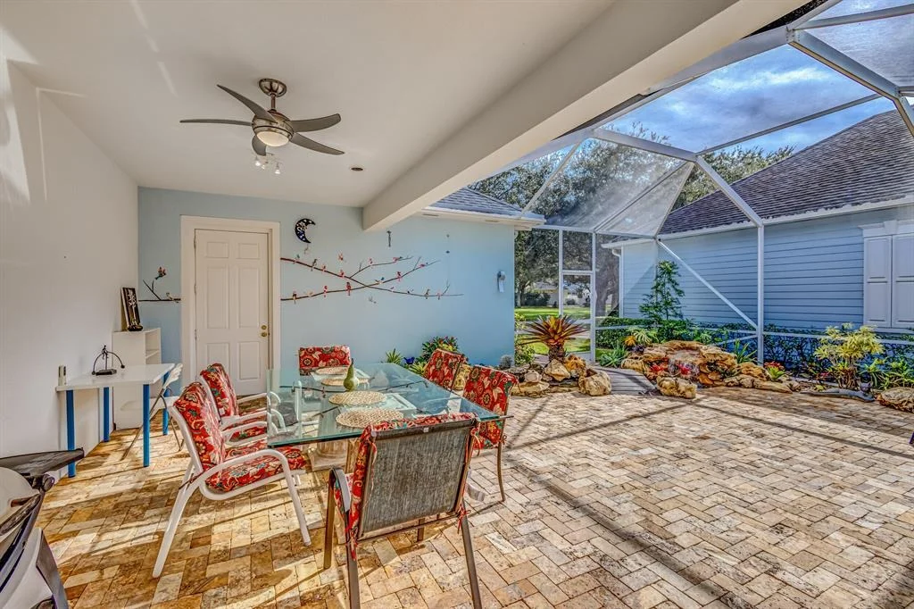 Photo of 185 Barbados Drive